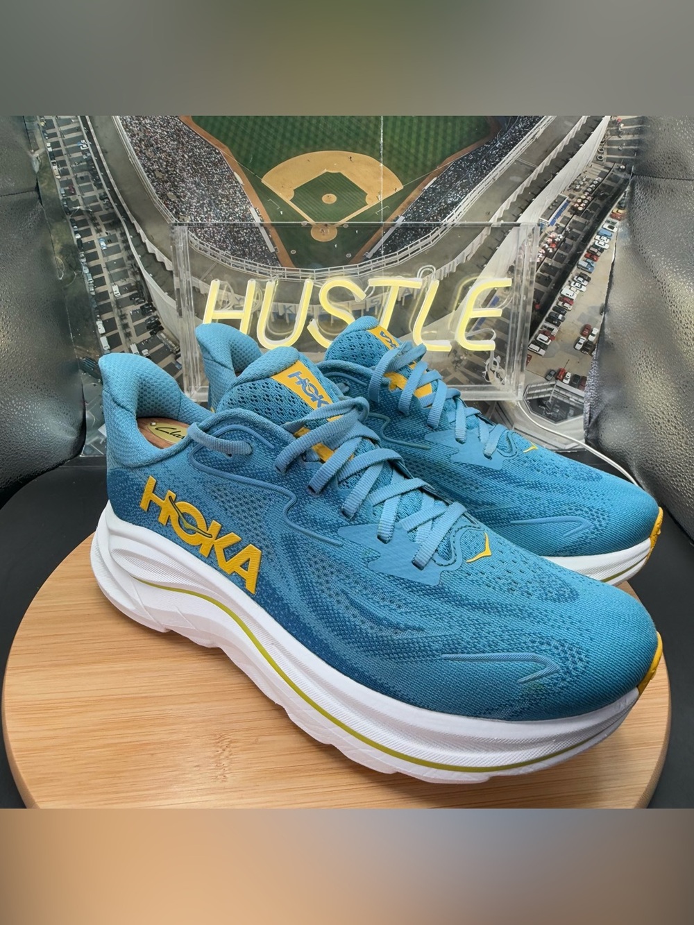 Hoka One One Clifton 10 “Alpine Blue Foggy Night” Men’s 8.5D